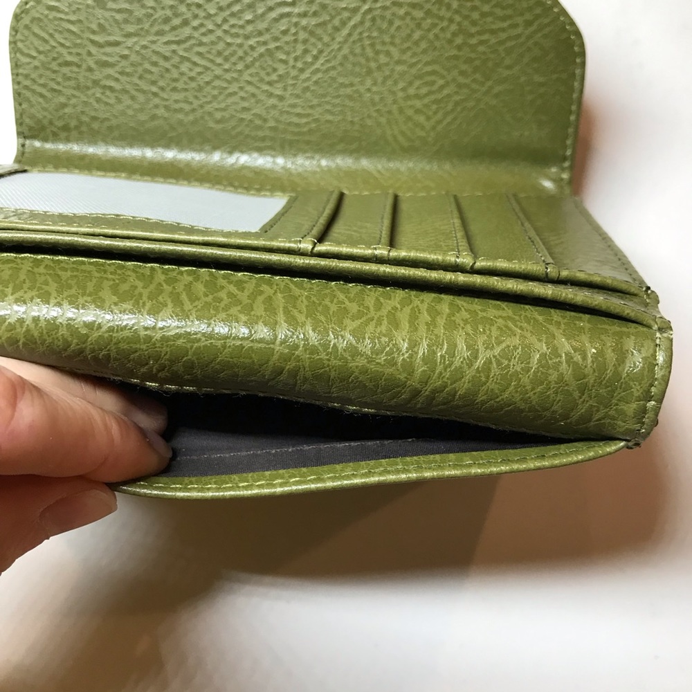 Matt & Nat Wallet - Picture 6 of 9